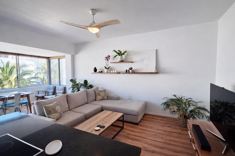 2 Bedroom Property for Sale in Sea Point Western Cape